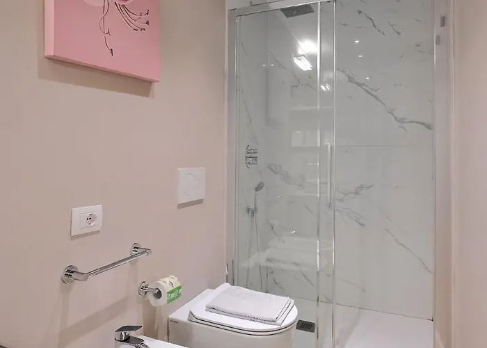 Style Loft In Great Location Apartment